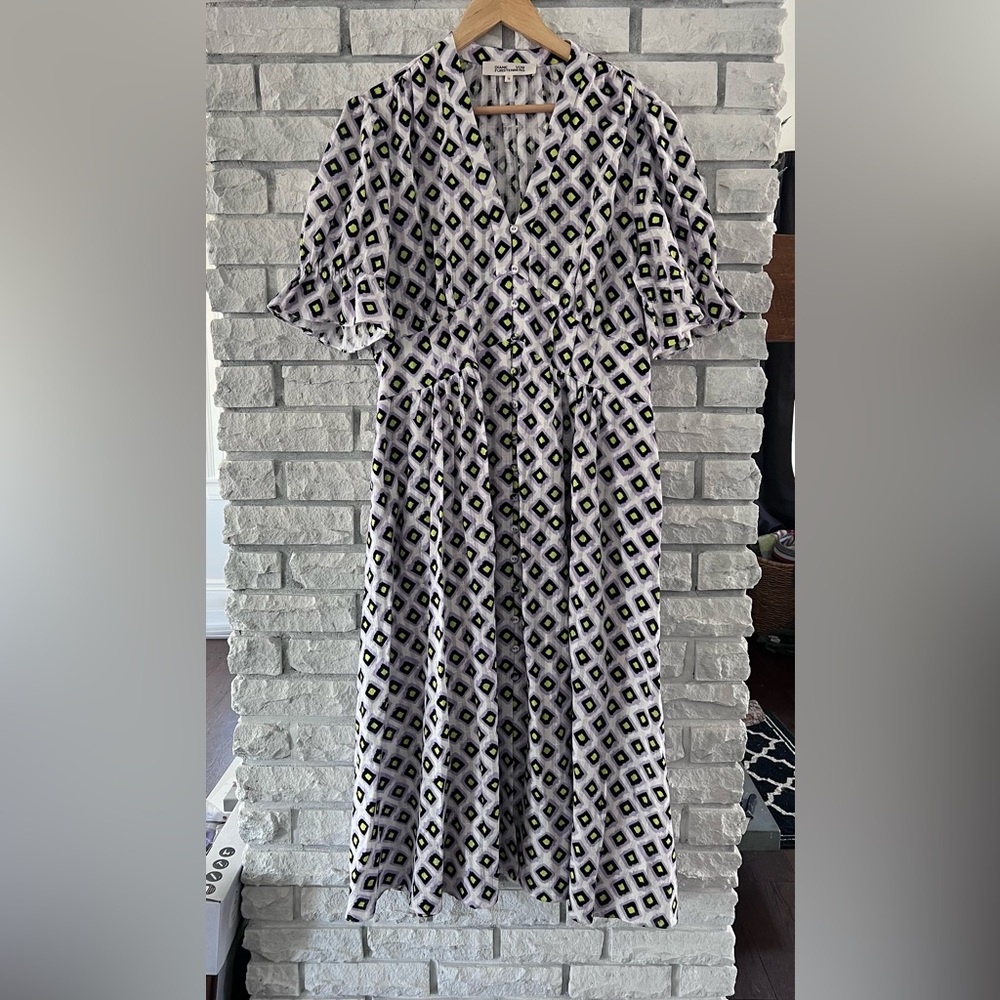 Diane Von Furstenberg dress sz 16 EUC worn once